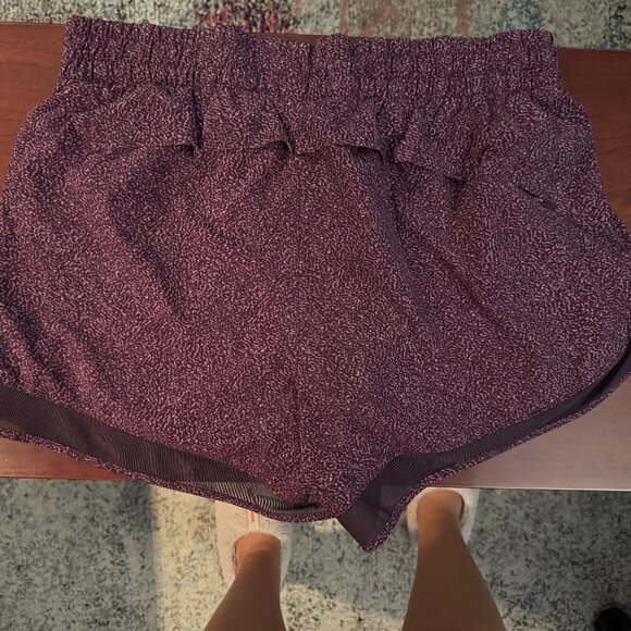 Athleta Mesh Racer Shorts 4' - Picture 2 of 4
